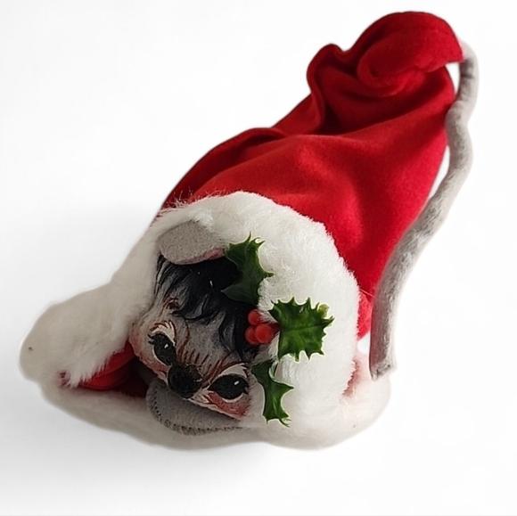Vintage Annalee Christmas Mouse in Velour Santa Hat 1989 – 7” Holiday - Picture 1 of 9